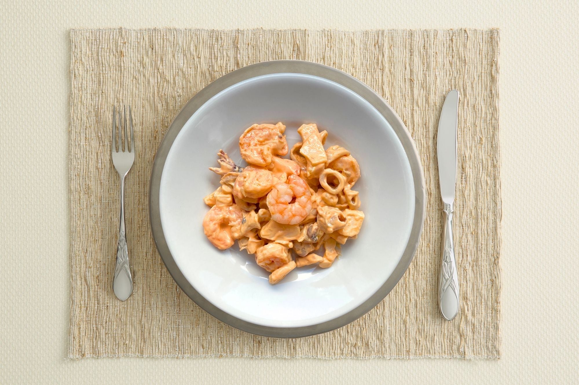 Gamberetti cocktail con calamari e seppie